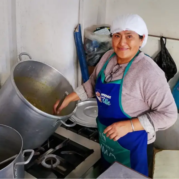 PERÚ. Asencia en la Olla Común de Villa Horizonte, Cerro Papa. Foto ONU Mujeres/ María Pía Molero Mesía