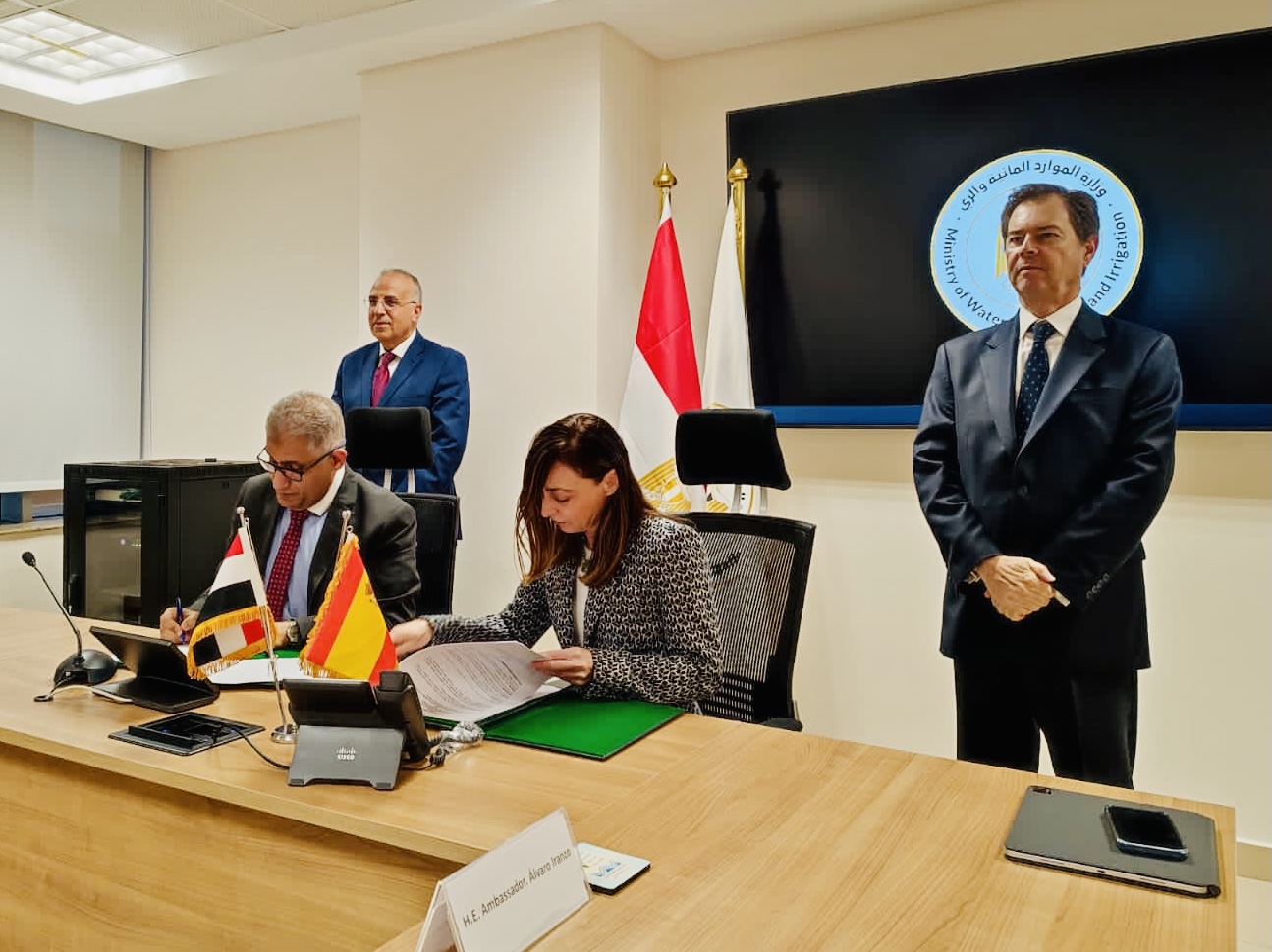 La AECID firma un MOU con el Ministerio de Agua y Recursos Hídricos de Egipto para avanzar en la gestión sostenible del agua para uso agrícola
